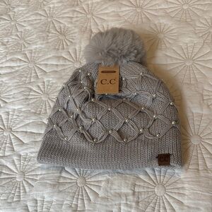 C.C Gray Knit Pom-Pom Beanie